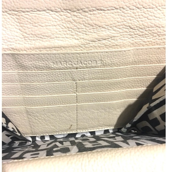 Marc by Marc Jacobs Cream and Red leather Women's wallet/ clutch - Picture 6 of 6